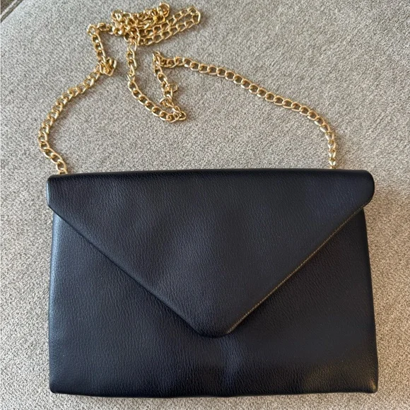 Black Shoulder/ Crossbody Bag with Gold Chain Detail - Picture 1 of 7